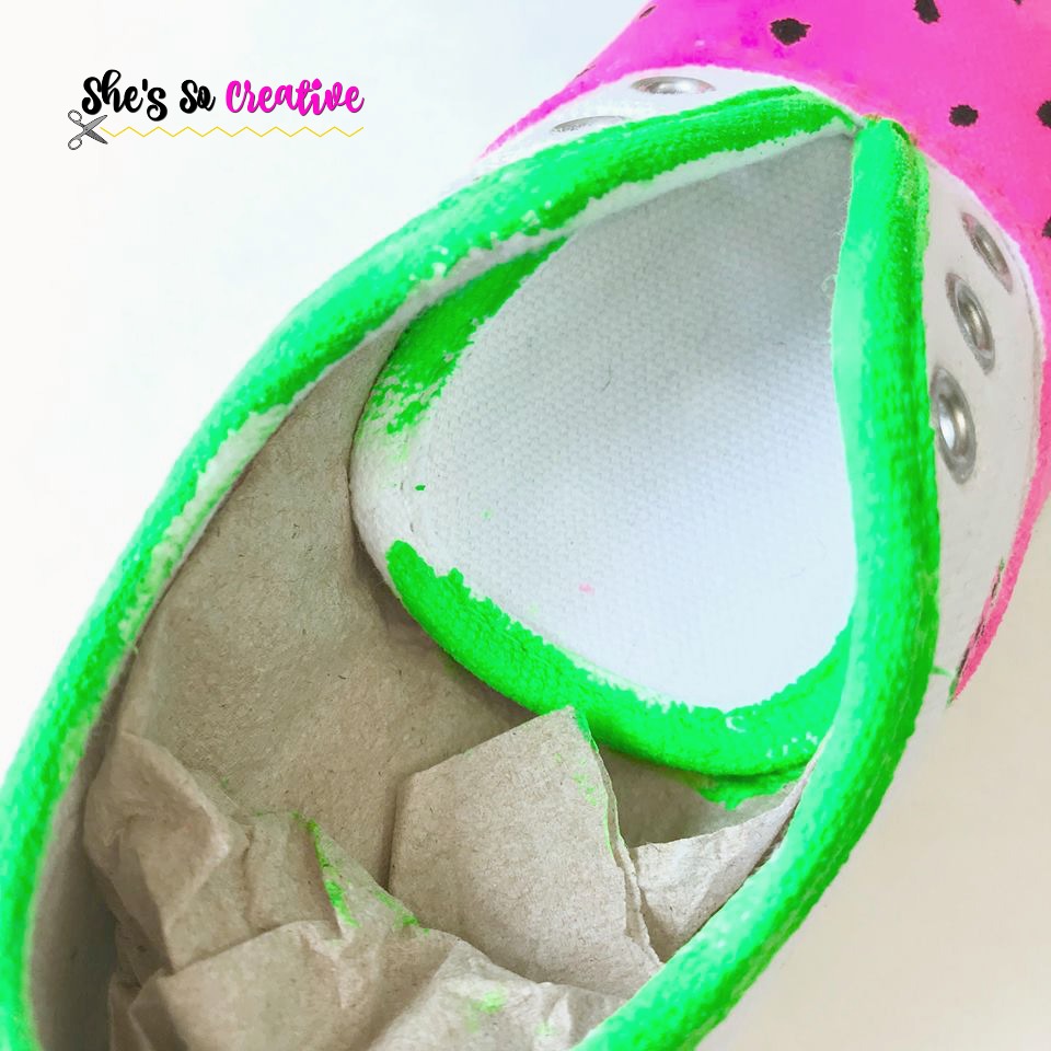 How to Make DIY Watermelon Canvas Shoes - Free Tutorial 19 https://www.pinterest.com/pin/856880266576605170/