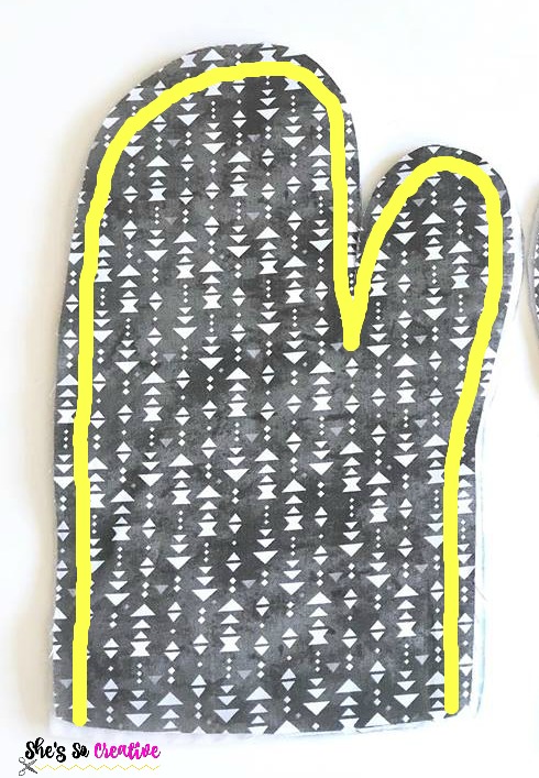 How to Make an Oven Mitt - Free Sewing Tutorial 9 https://www.pinterest.com/pin/856880266577714724/