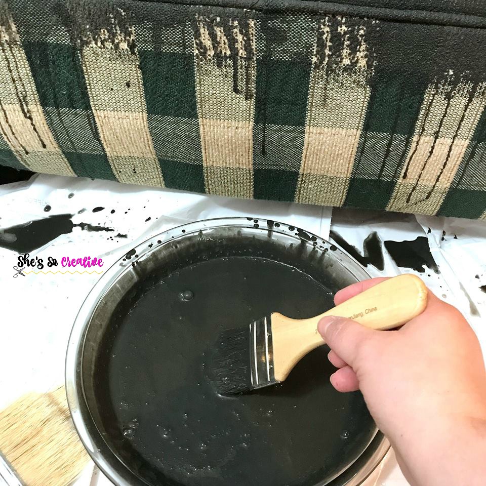 https://www.pinterest.com/pin/856880266577804067/
Refinish an armchair with chalk paint