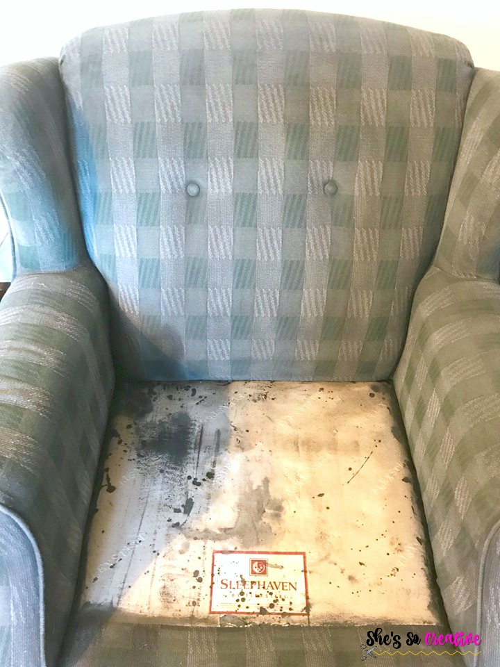 https://www.pinterest.com/pin/856880266577804067/
Refinish an armchair with chalk paint