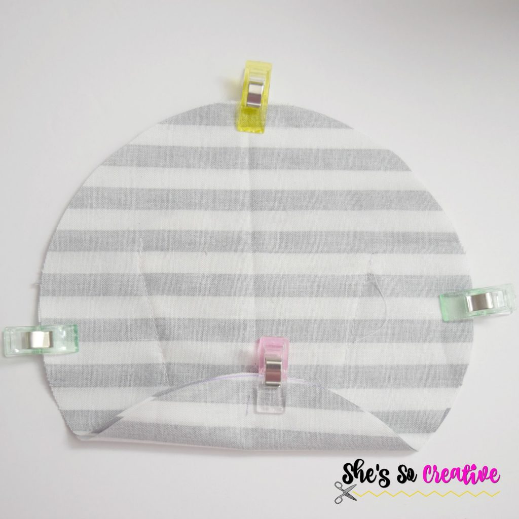 Fabric Compact Mirror - DIY Compact Mirror - clip fabric together